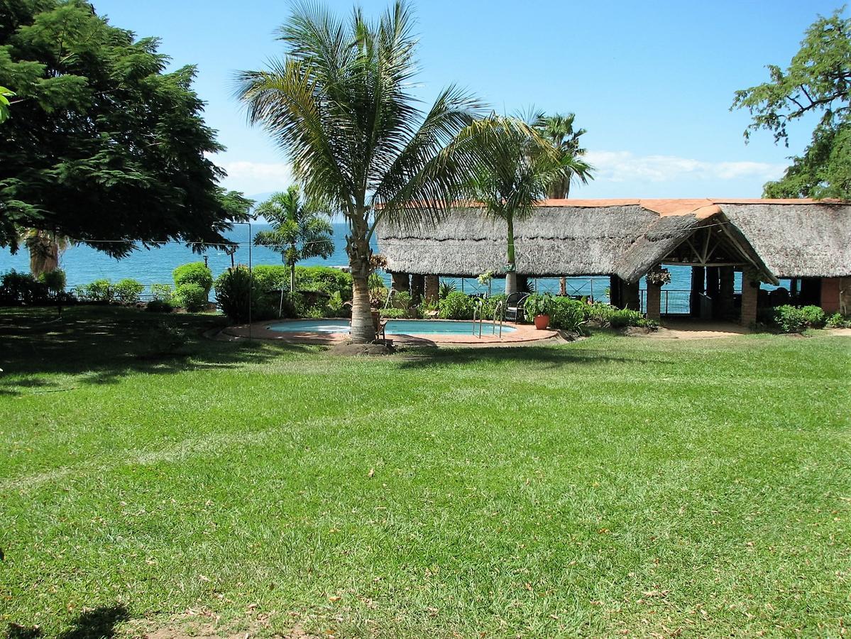 Nkhudzi Beach Lodge Nkudzi エクステリア 写真